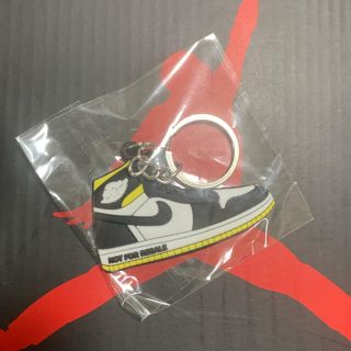 ナイキ(NIKE)のエアジョーダン1Not For Resale 黒黄　AJ1  キーホルダー(キーホルダー)