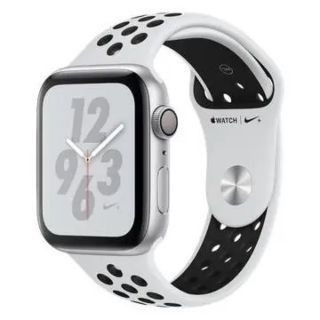 アップルウォッチ(Apple Watch)の美品98%バッテリーAppleWatch4 Nike+セルラー+GPS シルバー(腕時計(デジタル))