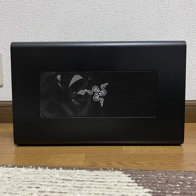 LAZER(レイザー)のRazer Core X Chroma 新古品 スマホ/家電/カメラのPC/タブレット(PC周辺機器)の商品写真