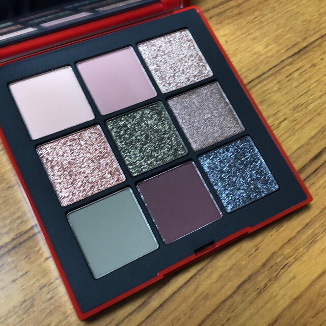 NARS(ナーズ)のNARS2021aw限定9色パレット コスメ/美容のベースメイク/化粧品(アイシャドウ)の商品写真