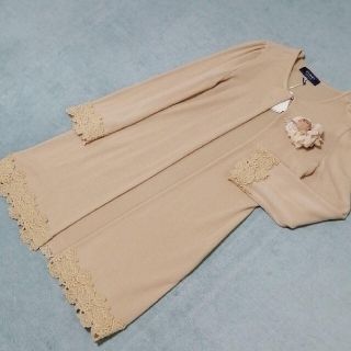 エムズグレイシー(M'S GRACY)の新品タグ付きレア!!エムズグレイシー薔薇刺繍レースビジューロングカーディガン40(カーディガン)