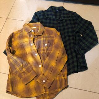 ユニクロ(UNIQLO)のチェック柄シャツ　2枚セット(ブラウス)