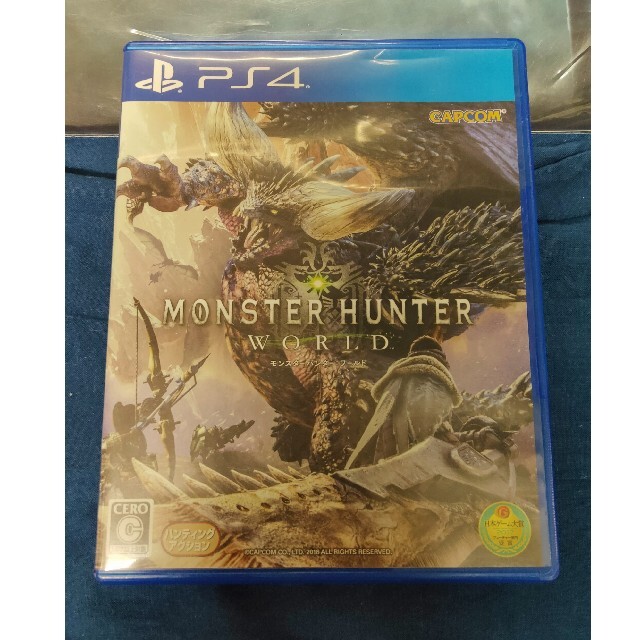 SONY(ソニー)のPS4 MONSTER HUNTER WORLD モンスターハンター ワールド エンタメ/ホビーのゲームソフト/ゲーム機本体(家庭用ゲームソフト)の商品写真