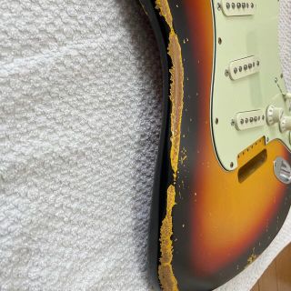 MJTストラトボディ レリック仕上げ3トーンサンバースト AMBERストラト