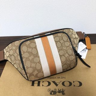 コーチ(COACH)の【COACH☆新品】完売品！トンプソン ベルト！シグネチャー！定価6.4万円！(ボディーバッグ)