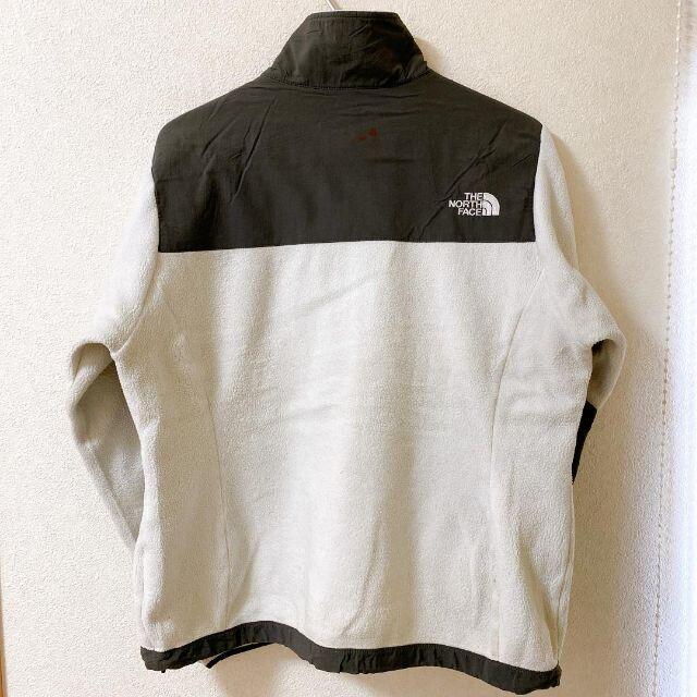 THE NORTH FACE(ザノースフェイス)の【定番の白黒デナリ❗】ノースフェイス　デナリジャケット　ホワイト×ブラック レディースのジャケット/アウター(その他)の商品写真