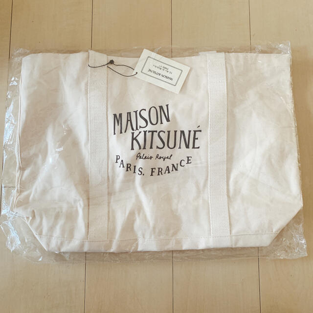 MAISON KITSUNE'(メゾンキツネ)のmaison kitsune トートバッグ レディースのバッグ(トートバッグ)の商品写真