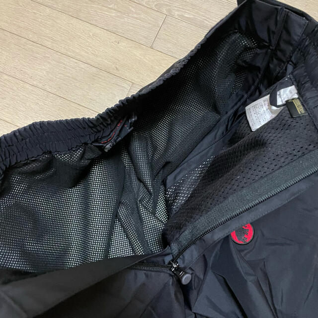 Mammut(マムート)のデンデン様専用　美品　マムート　ゴアテックス　ストーム2 パンツ　試着程度 メンズのパンツ(その他)の商品写真