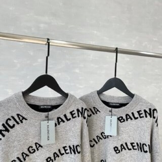 Balenciaga (BALENCIAGA） S-111705の通販 by 複数購入で大値引き｜バレンシアガならラクマ - 21FW 新品、長袖 超激安低価