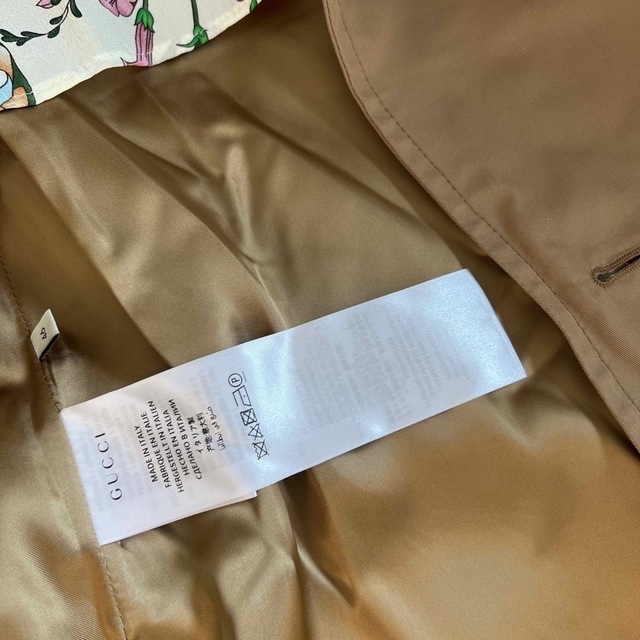 Gucci(グッチ)の値下げ⭐︎GUCCI★コントラストトリム★トレンチコート★新品★大きいサイズ レディースのジャケット/アウター(トレンチコート)の商品写真