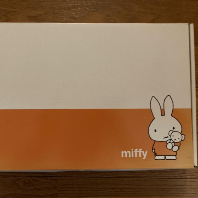 【未使用】miffy ミッフィー　保存容器 インテリア/住まい/日用品のキッチン/食器(容器)の商品写真