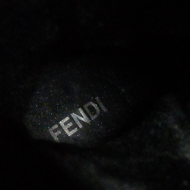 FENDI イタリア製 ムートンウエッジソールブーツの通販 by kurokurokuro's shop｜フェンディならラクマ - FENDI フェンディ24cmくらい 豊富な低価