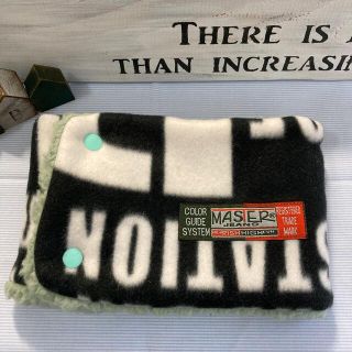 セール❗️ハンドメイド　ネックウォーマー　ベビー&キッズ　黒英字/グリーンボア①(マフラー/ストール)