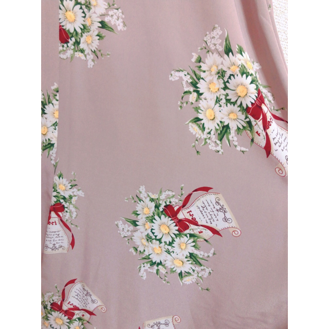 PINK HOUSE(ピンクハウス)のファンシー レトロ花柄 スカート レディースのスカート(ロングスカート)の商品写真