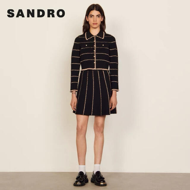 Sandro(サンドロ)の❤️Sandro2021新作　新品　黒カーディガン　2 色　綺麗上品  レディースのトップス(カーディガン)の商品写真