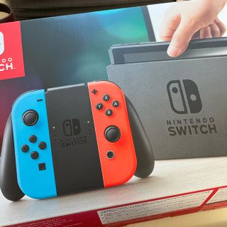 ニンテンドウ(任天堂)のえりんこ様専用　任天堂スイッチ(家庭用ゲーム機本体)