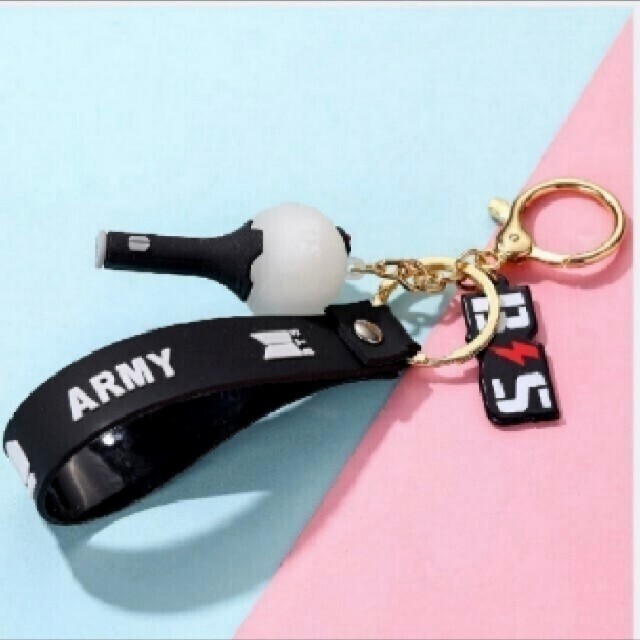 防弾少年団(BTS)(ボウダンショウネンダン)の💜BTS 防弾少年団 ミニ アミボム キーホルダー💜ARMY バンタン レディースのファッション小物(キーホルダー)の商品写真