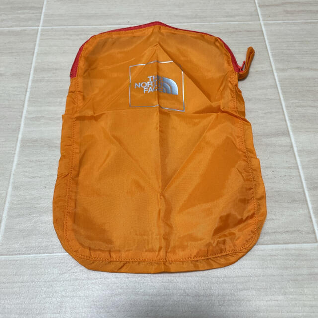 THE NORTH FACE(ザノースフェイス)の【新品タグ付き】ノースフェイス マウンテンパーカー ナイロンジャケット メンズのジャケット/アウター(マウンテンパーカー)の商品写真