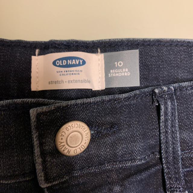 Old Navy(オールドネイビー)の[新品・未使用] オールドネイビー　デニム　150 キッズ/ベビー/マタニティのキッズ服女の子用(90cm~)(パンツ/スパッツ)の商品写真