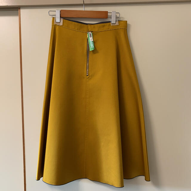 ROPE’(ロペ)のロペ★リバーシブルフレアスカート レディースのスカート(ひざ丈スカート)の商品写真