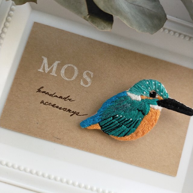 soldout//手刺繍ブローチ カワセミ 野鳥 ナチュラル | www.jarussi.com.br