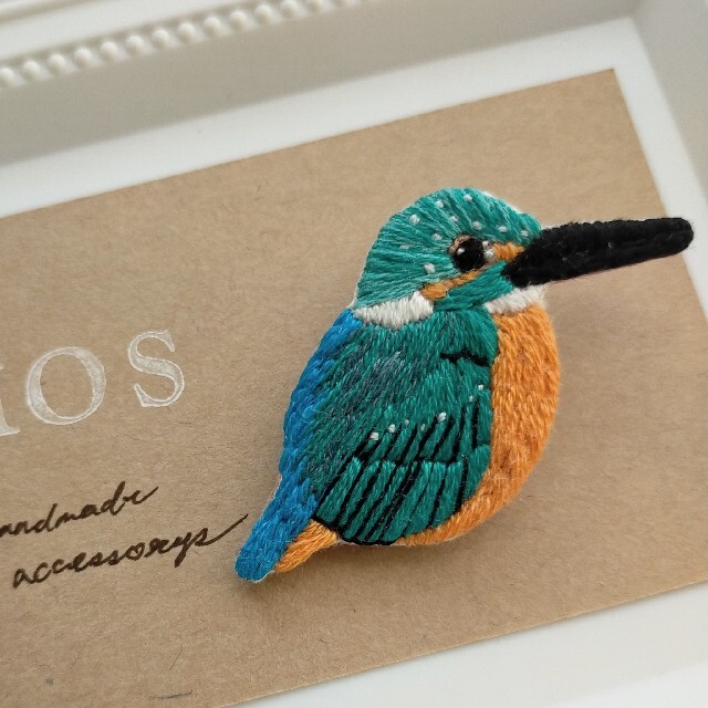 soldout//手刺繍ブローチ カワセミ 野鳥 ナチュラル | www.jarussi.com.br