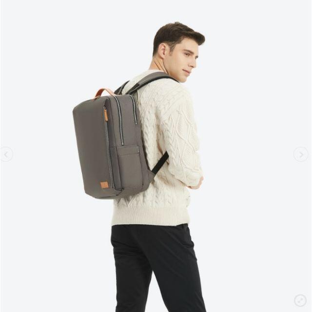 ブラック【新品】Nordace Siena 軽量デイリーバックパック レディースのバッグ(リュック/バックパック)の商品写真