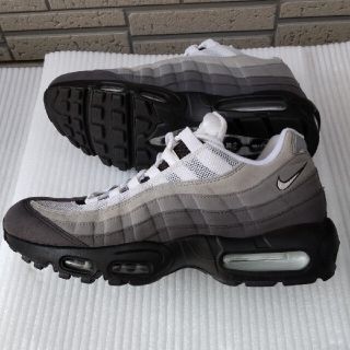 海外限定 Nike AIR MAX 95  26.5