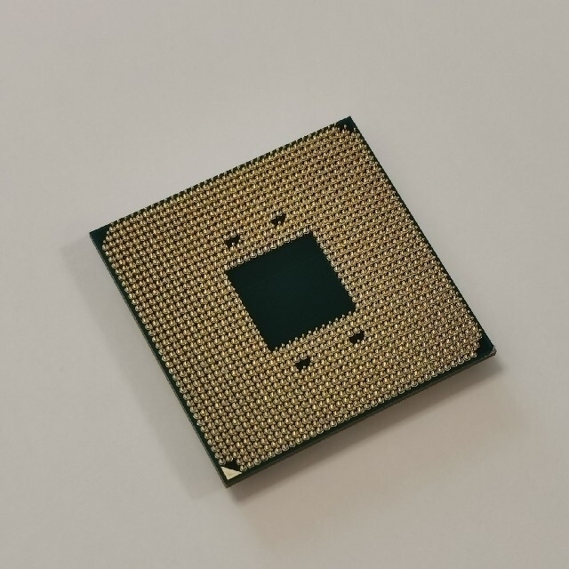 AMD Ryzen 3700X