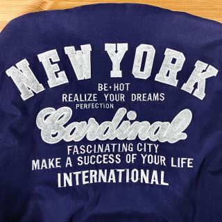 BE-HOT New York ニューヨーク スタジャン フェルト刺繍 中綿の
