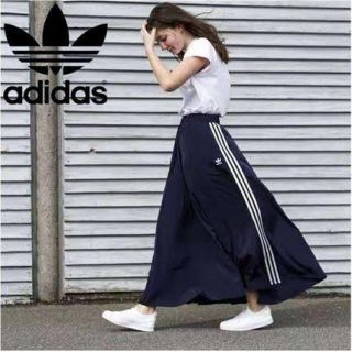 アディダス(adidas)の定価1万！美品！(ロングスカート)