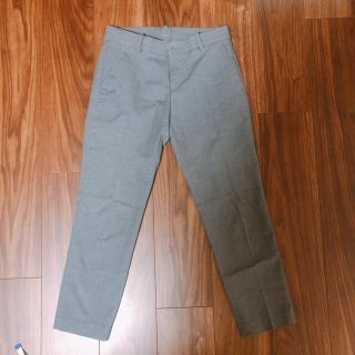 ユニクロ(UNIQLO)の【UNIQLO】クロップドパンツ 58cm(クロップドパンツ)