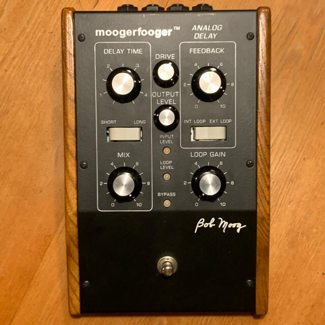 美しい Moog moogerfooger Analog Delay MF-104 エフェクター 美しい Moog moogerfooger Analog Delay MF-104 エフェクター