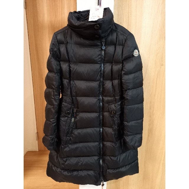 MONCLER(モンクレール)の成約　MONCLER　モンクレール　LUYSANTE　ルイサンテ　ダウン レディースのジャケット/アウター(ダウンジャケット)の商品写真