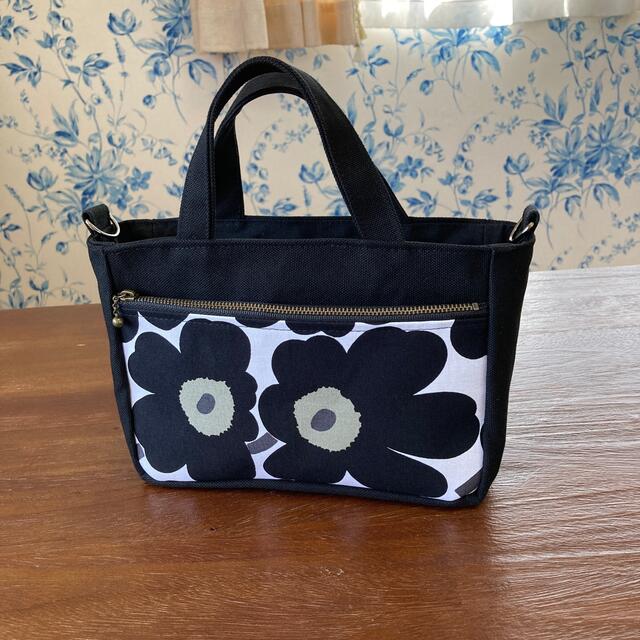 marimekko(マリメッコ)の【訳あり】marimekko ミニウニッコ　バックinバック　ハンドメイド ハンドメイドのファッション小物(バッグ)の商品写真