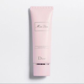 ディオール(Dior)の専用ページミスDiorハンドクリーム　新品未使用(ハンドクリーム)