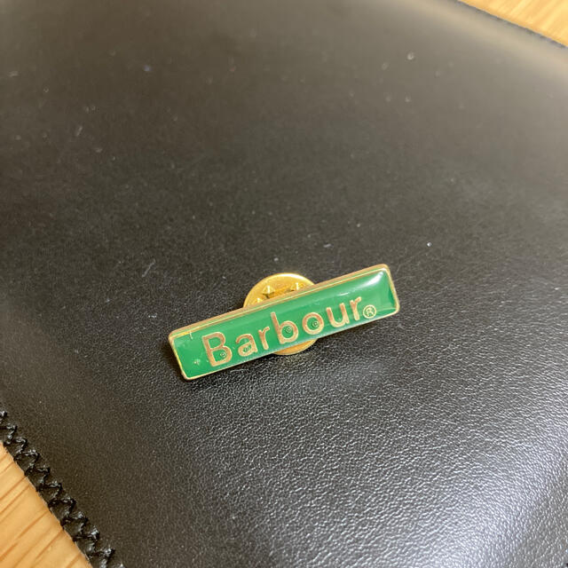 Barbour(バーブァー)のバブアー　ピンバッジ エンタメ/ホビーのアニメグッズ(バッジ/ピンバッジ)の商品写真