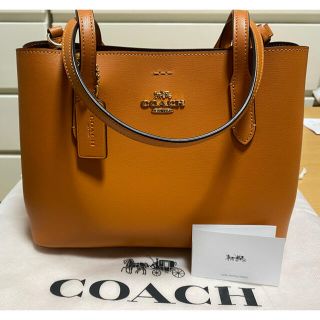 コーチ(COACH)の新品未使用　コーチ　coachバンドバッグ　ショルダーバッグ　去年購入したばかり(ハンドバッグ)