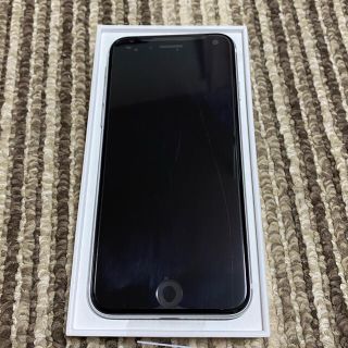 アイフォーン(iPhone)のiPhone SE 64G(スマートフォン本体)