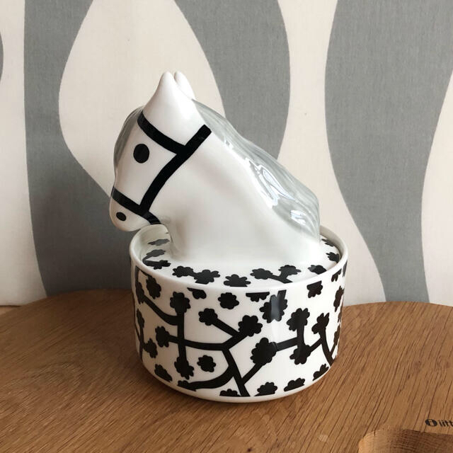 marimekko(マリメッコ)の新品 marimekko Lempiheppa レンピへッパ フィギアポット インテリア/住まい/日用品のキッチン/食器(食器)の商品写真