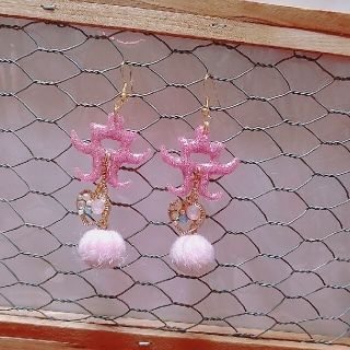 浜崎あゆみ♡ピンクピアス(ミュージシャン)