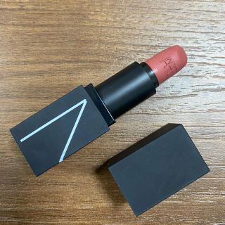 ナーズ(NARS)の【NARS】リップスティック／サテン 2913 ピンクローズ ミニサイズ(口紅)