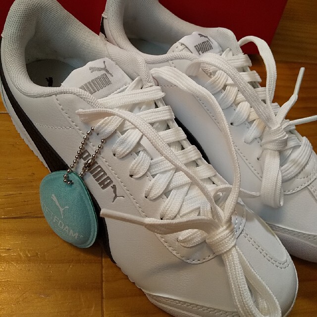 PUMA(プーマ)の新品★チュリーノ  プーマ   メンズスニーカー メンズの靴/シューズ(スニーカー)の商品写真