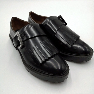 ザラ(ZARA)のZARA ローファー 革靴 フリンジ ブラック 黒 37(ローファー/革靴)