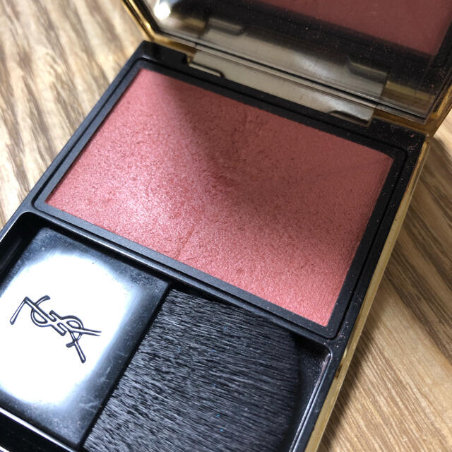 Yves Saint Laurent Beaute(イヴサンローランボーテ)のysl クチュールブラッシュ 06 コスメ/美容のベースメイク/化粧品(チーク)の商品写真