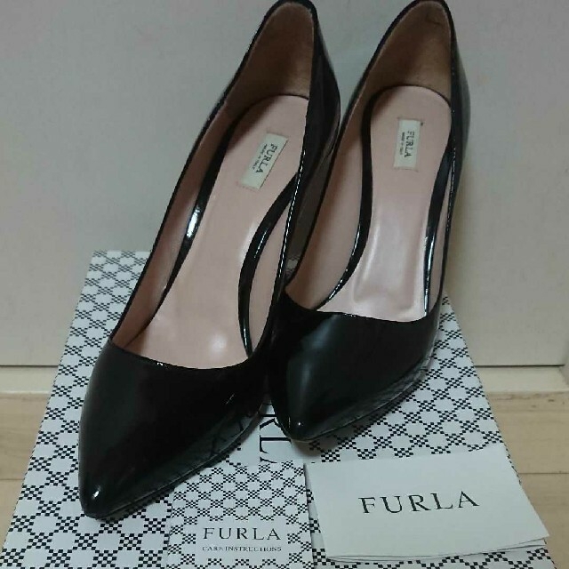 Furla(フルラ)のFURLA エナメルパンプス サイズ36 レディースの靴/シューズ(ハイヒール/パンプス)の商品写真