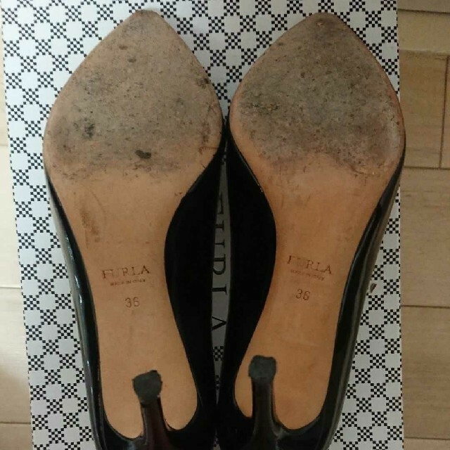 Furla(フルラ)のFURLA エナメルパンプス サイズ36 レディースの靴/シューズ(ハイヒール/パンプス)の商品写真