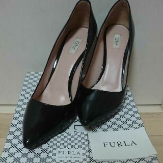 フルラ(Furla)のFURLA エナメルパンプス サイズ36(ハイヒール/パンプス)