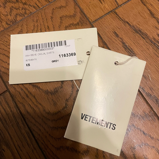 Balenciaga(バレンシアガ)の【ササキ様専用】VETEMENTS ヴェトモン チェックシャツ XS メンズのトップス(シャツ)の商品写真