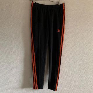 アディダス(adidas)のコロたんさん専用！アディダス オリジナルス　スリーストライプトラックパンツ(カジュアルパンツ)